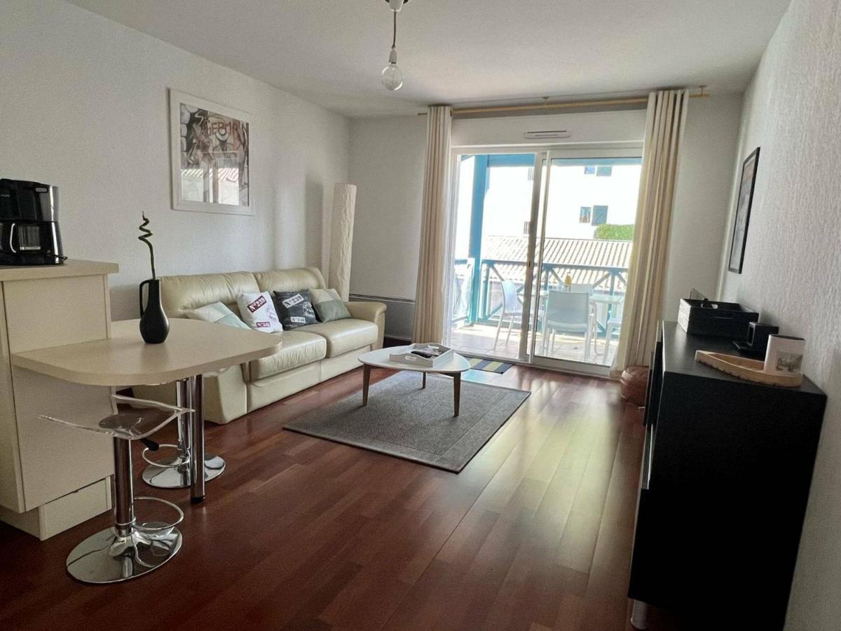 Appartement T2 A Cambo-Les-Bains Avec Piscine, Terrasse Et Parking Prive, Proche Des Thermes - Fr-1-495-82 Exterior foto